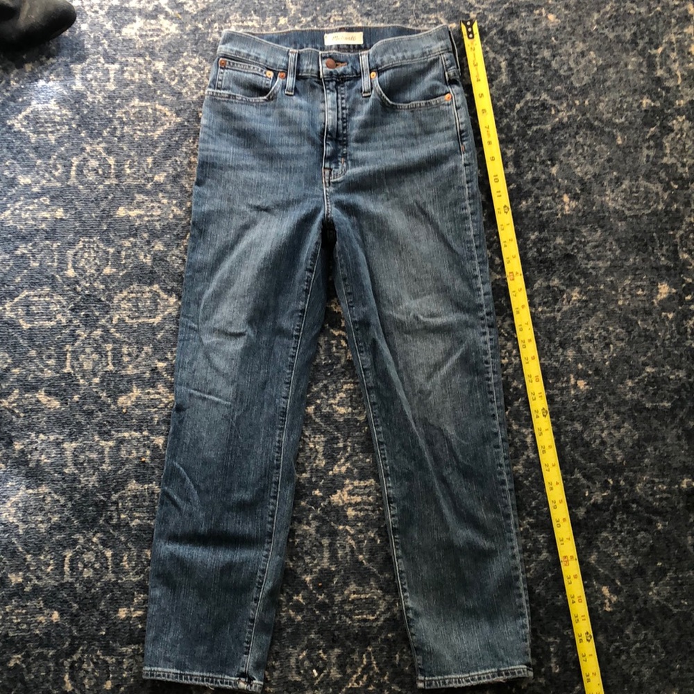 Madewell classic straight jean, size 26, excellent condition